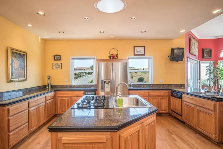 2600 Geneil Court, Hollister, California 95023