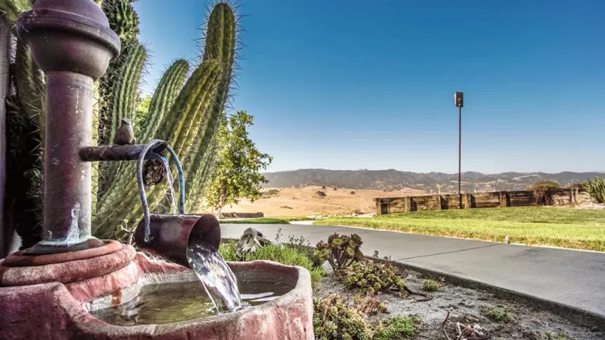 2600 Geneil Court, Hollister, California 95023