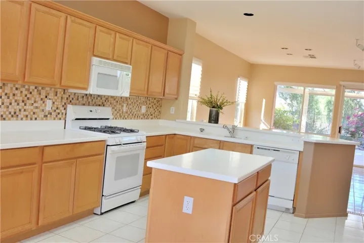 37745 Medjool Avenue, Palm Desert, California 92211