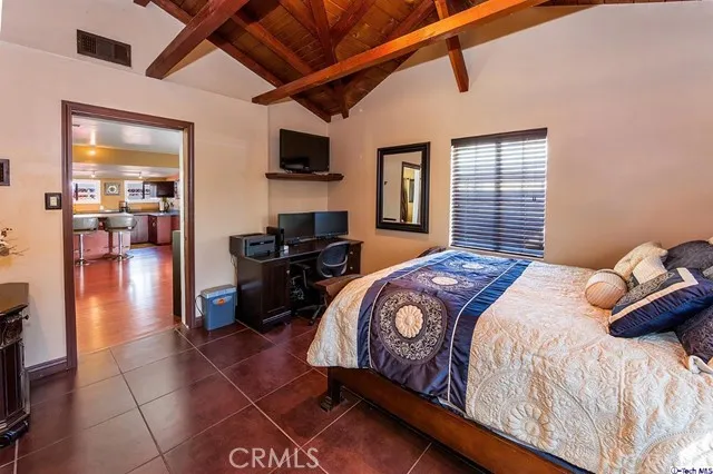 7833 Forsythe Street, Sunland, California 91040