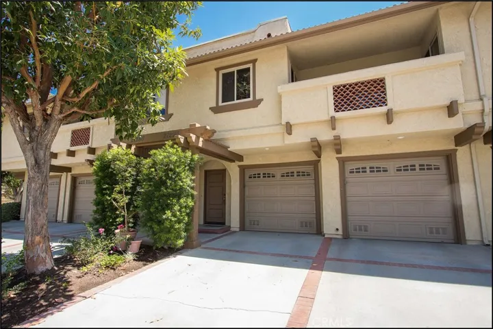21296 Tupelo Lane, Lake Forest, California 92630
