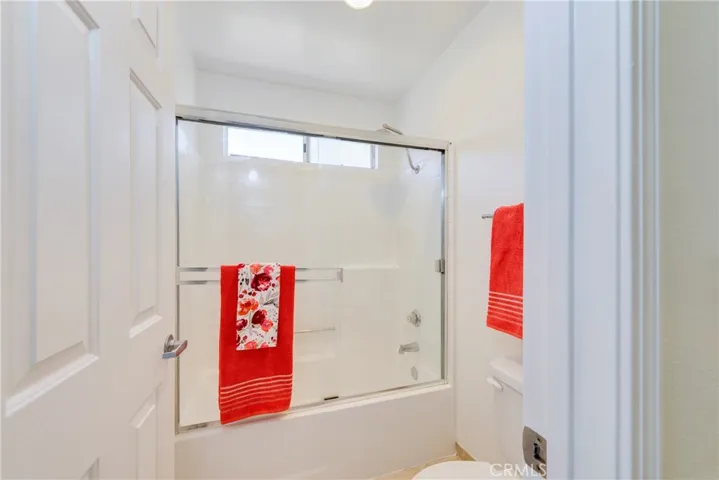 The ensuite for bedroom one has a tub/shower combination and a NEW toilet.