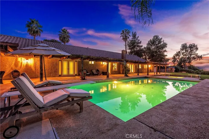 16133 Saddle Crest Place, Riverside, California 92506