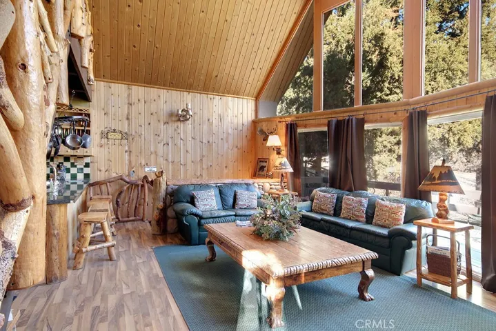 530 Catalina Road, Big Bear, California 92315