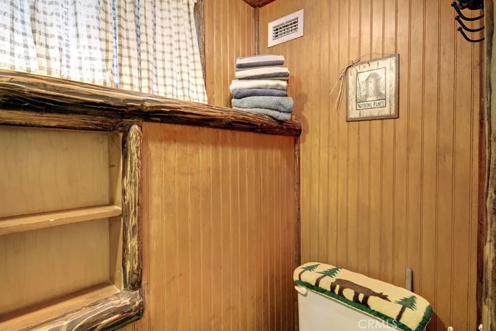 530 Catalina Road, Big Bear, California 92315