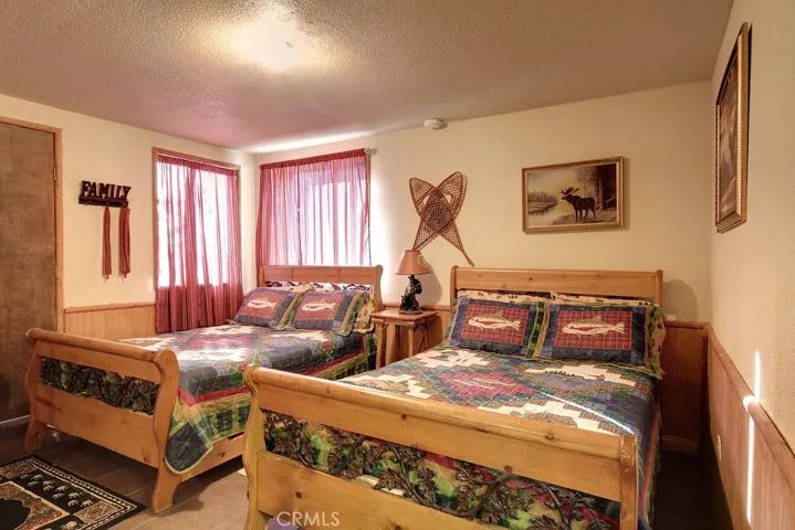 530 Catalina Road, Big Bear, California 92315