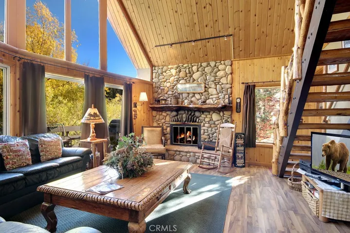 530 Catalina Road, Big Bear, California 92315