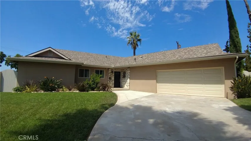 1522 Eastside Avenue, Santa Ana, California 92701