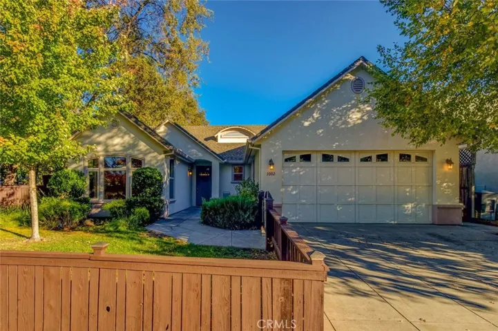 Gorgeous Shastan home just steps from Bidwell Park!