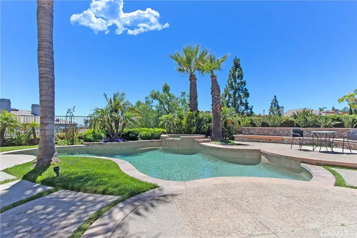 11 Emerald Glen, Laguna Niguel, California 92677