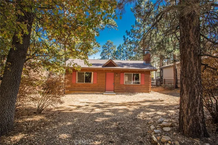 357 Los Angeles Avenue, Sugarloaf, California 92314