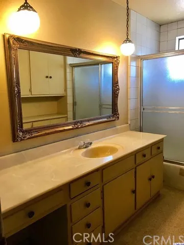 1108 Alma Street, Glendale, California 91202