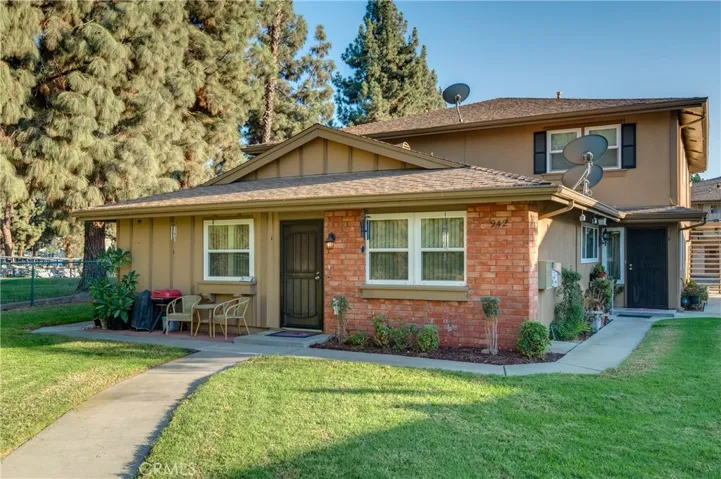 Comfortable Azusa Condo