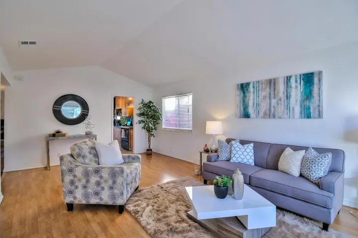 3125 Oakgate Way, San Jose, California 95148