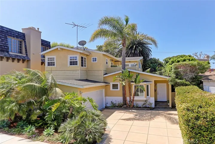 648 Longfellow Avenue, Hermosa Beach, California 90254