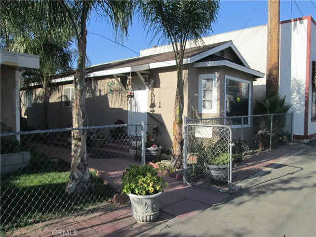 1825 Mentone Boulevard, Mentone, California 92359
