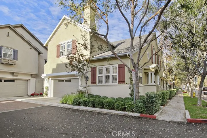 9 Burlingame, Irvine, California 92602