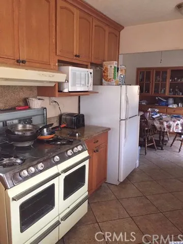 5256 Oakland Street, Los Angeles, California 90032