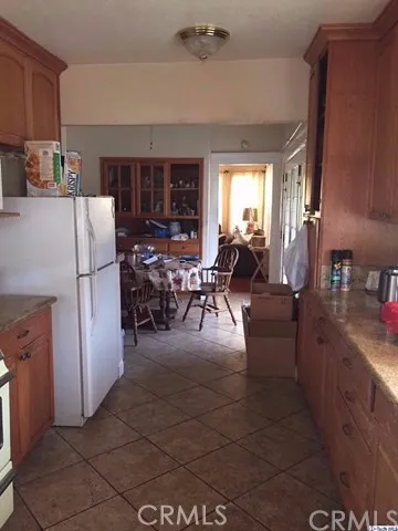 Kitchen and Dinning area