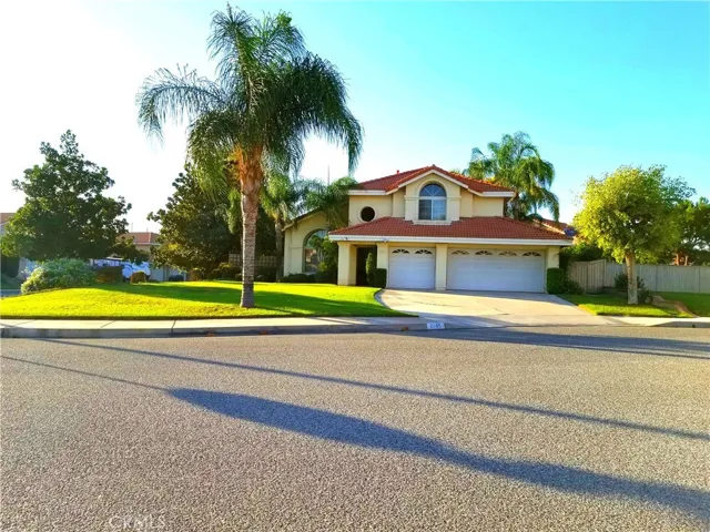 2105 E Duron Court, Colton, California 92324