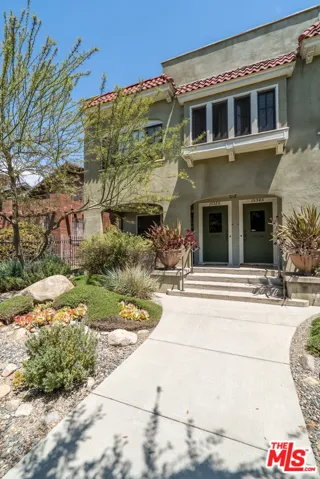 1532 4th Avenue 1/2, Los Angeles, California 90019