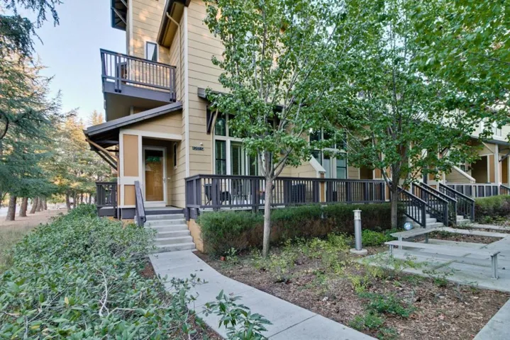 4201 Juniper Lane G, Palo Alto, California 94306
