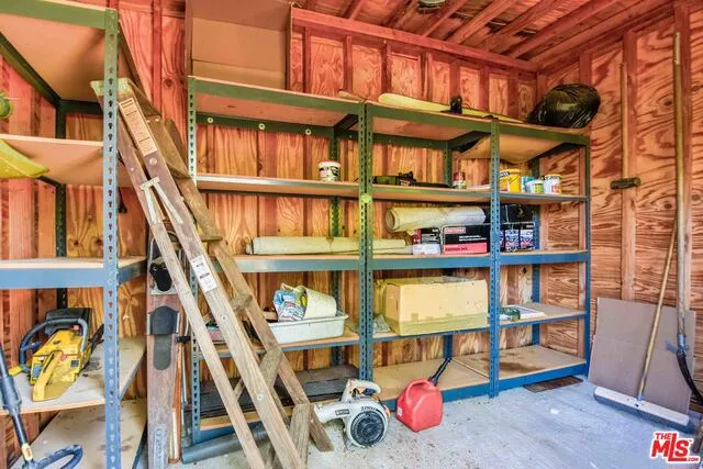 1572 Gunnison Trail, Topanga, California 90290