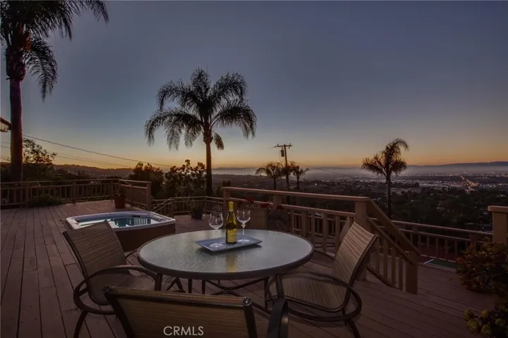 37 Headland Drive, Rancho Palos Verdes, California 90275