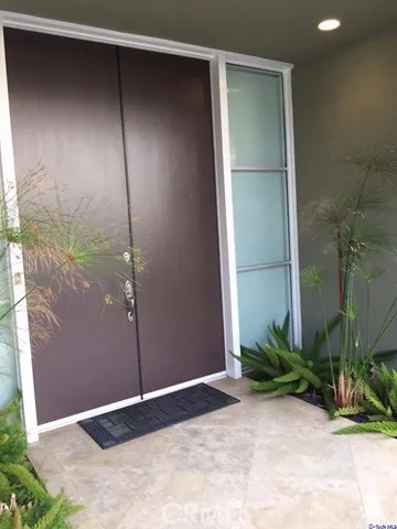 1840 Deermont Road, Glendale, California 91207