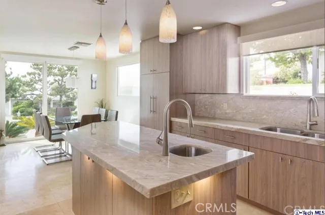1840 Deermont Road, Glendale, California 91207