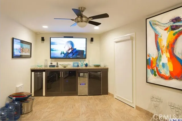 1840 Deermont Road, Glendale, California 91207