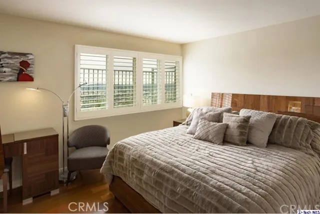 1840 Deermont Road, Glendale, California 91207