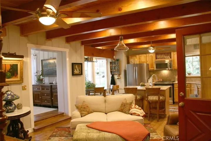 24707 San Moritz Drive, Crestline, California 92325