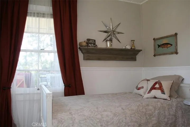 24707 San Moritz Drive, Crestline, California 92325