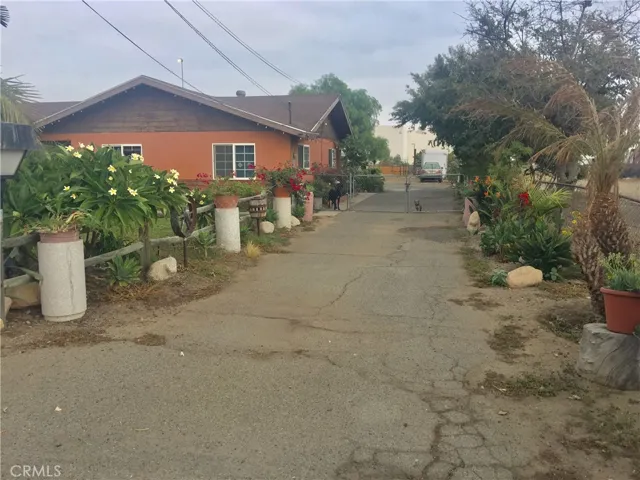 10349 Alder Avenue, Bloomington, California 92316
