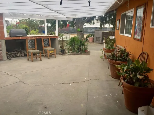 10349 Alder Avenue, Bloomington, California 92316