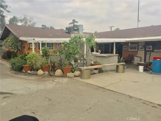 10349 Alder Avenue, Bloomington, California 92316