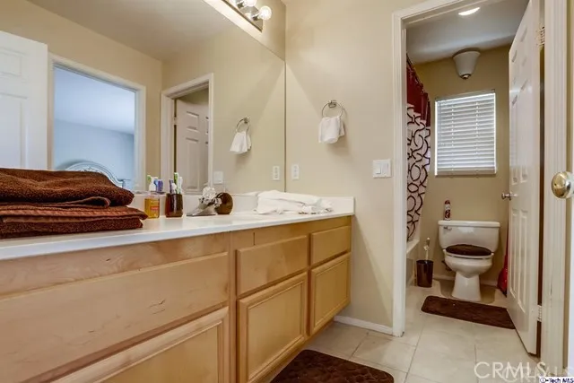 18008 Flynn Drive 6108, Canyon Country, California 91387