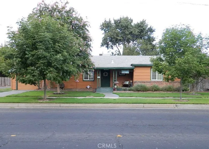 2027 V Street, Merced, California 95340