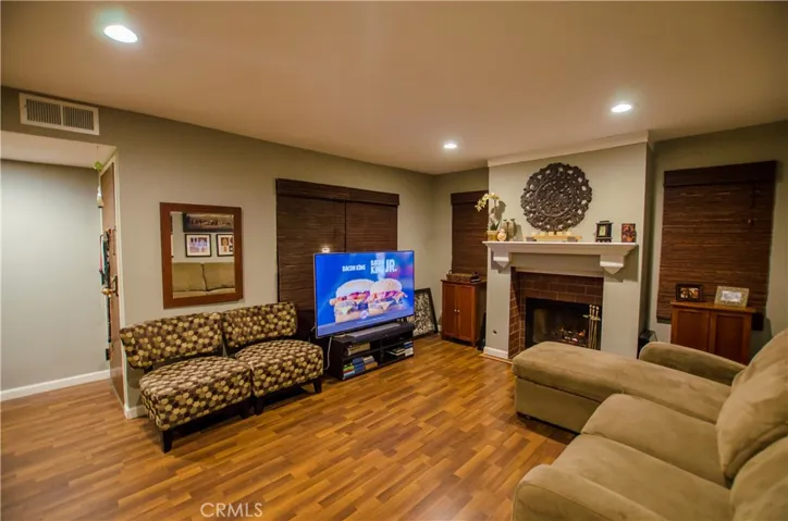 1809 Peyton Avenue 113, Burbank, California 91504