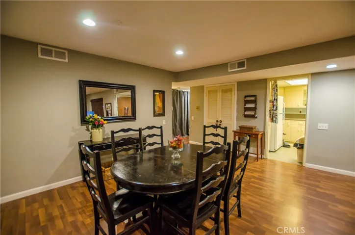 1809 Peyton Avenue 113, Burbank, California 91504