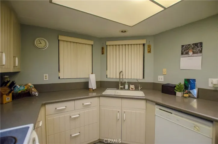 1809 Peyton Avenue 113, Burbank, California 91504
