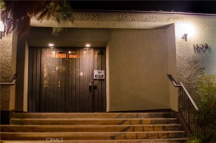 1809 Peyton Avenue 113, Burbank, California 91504