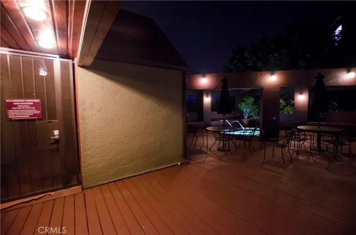 1809 Peyton Avenue 113, Burbank, California 91504