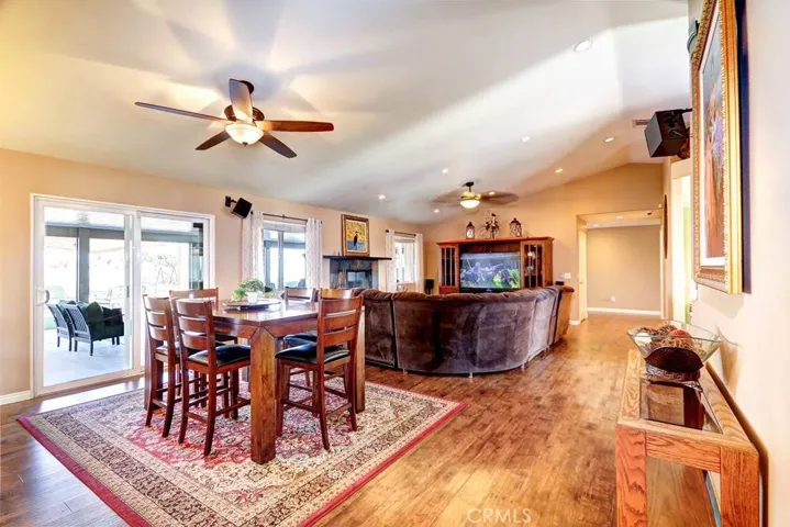 31930 Via Del Senor, Juniper Flats, California 92548