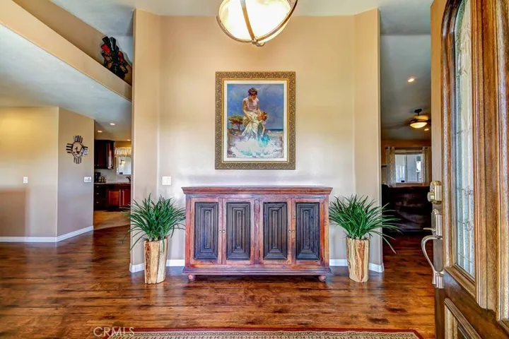 31930 Via Del Senor, Juniper Flats, California 92548