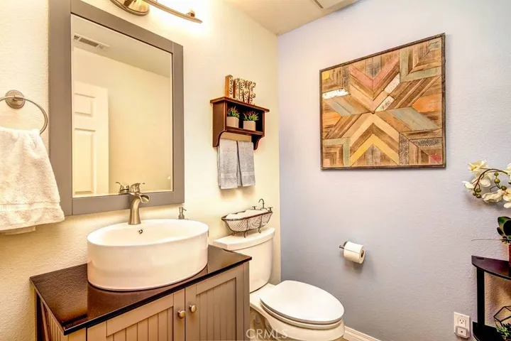 31930 Via Del Senor, Juniper Flats, California 92548