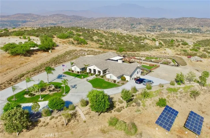 31930 Via Del Senor, Juniper Flats, California 92548