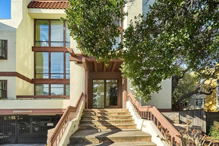 496 W Charleston Road 302, Palo Alto, California 94306