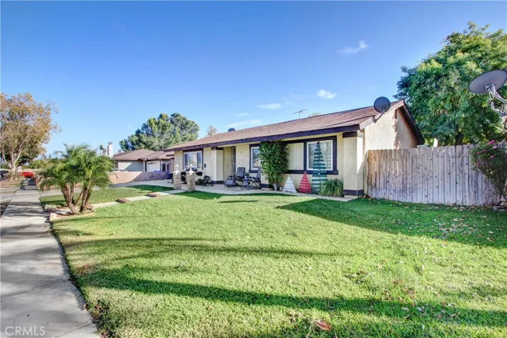 859 W James Street, Rialto, California 92376